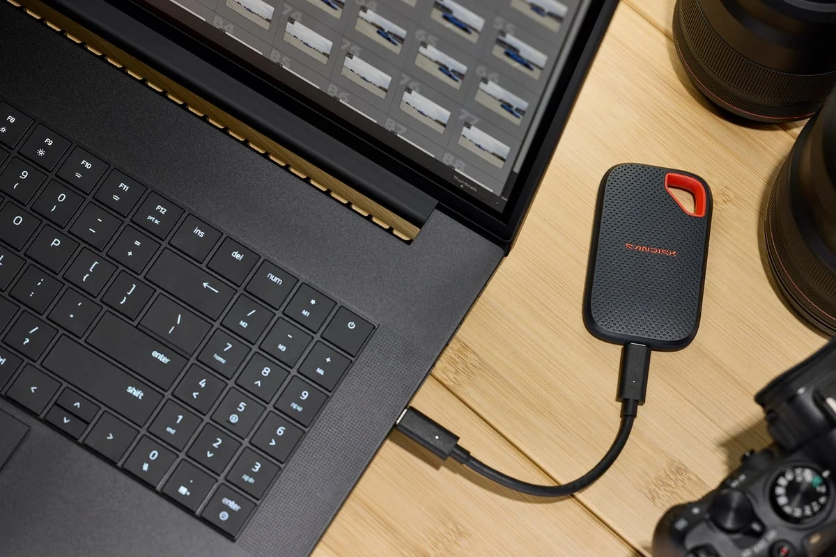 فرص استثمارية في أسهم Sandisk قبل إعلان الأرباح