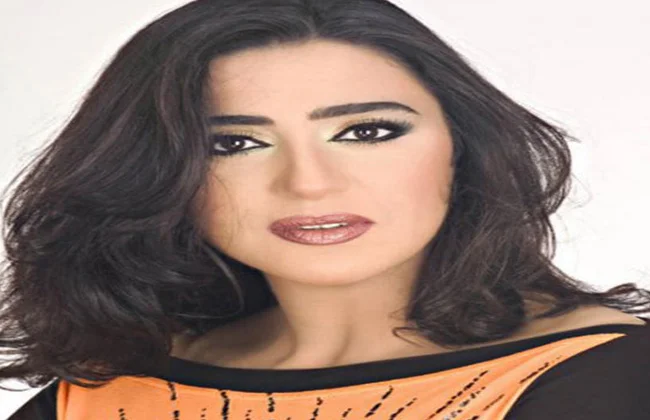 وفاء صادق تكشف كواليس مشوارها الفني