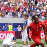 الجزائر تخرج من كأس العالم بخسارة أمام سويسرا