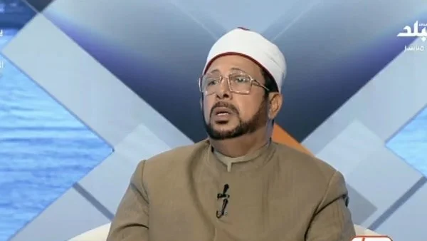 الهدية بسبب المنصب تدخل في دائرة التحريم