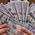 سعر الدولار اليوم واستقراره في البنك الأهلي المصري