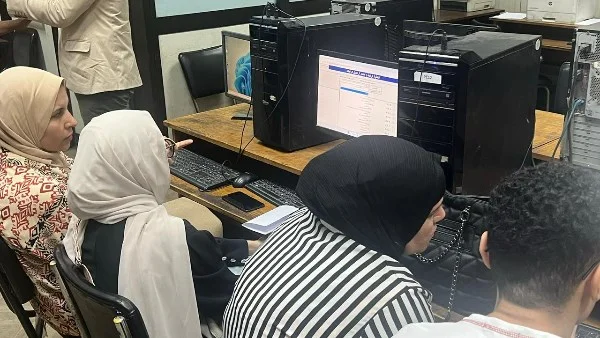 كلية الحقوق بالجامعة: برنامج دراسات قانونية باللغة الفرنسية