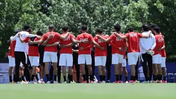 حفيظ دراجي يهنئ منتخب مصر بإنجاز المونديال التاريخي