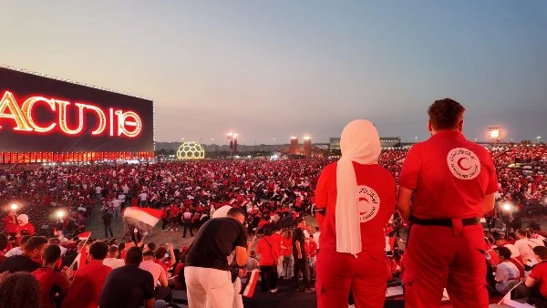 الهلال الأحمر المصري يدعم الجماهير في احتفالات المنتخب