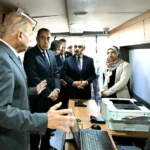 تسليم مراكز تكنولوجية متنقلة لوزارة العدل