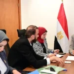 تجديد الكباري ودراسة تغطية الترع في لقاء وزير الري