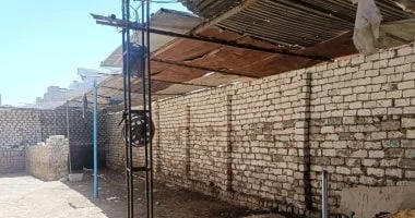 إزالة مخازن القمامة في نجع حمادي لحماية المواطنين
