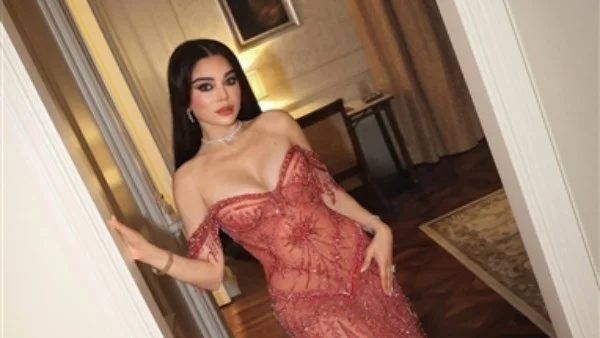 إطلالة مذهلة لهيفاء وهبي في حفلة زفاف بدبي