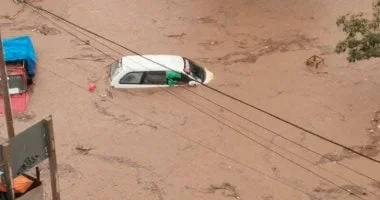 فيضانات غرب أفريقيا: أزمة متفاقمة تهدد الأرواح والبنية التحتية