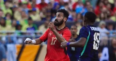 مهند لاشين يعود للتشكيل الأساسي لمنتخب مصر في كأس العالم