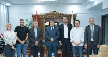 جهود مكثفة لإنهاء المشروعات الصحية في قنا