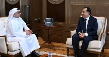 مدبولي يتابع مشروعات مدينة "رأس الحكمة"