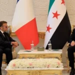 ماكرون يمضي في زيارته لسوريا رغم الانفجارات