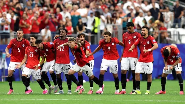 مصر تتحدى الأرجنتين في مباراة تاريخية