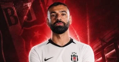 تفاصيل مثيرة حول صفقة محمد صلاح مع بشكتاش التركي