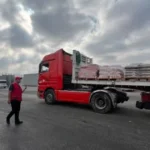 الهلال الأحمر المصري يدعم غزة بقافلة مساعدات جديدة