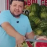 بائع تركي يتعهد بتوزيع بطيخ مجاني على دعم محمد صلاح