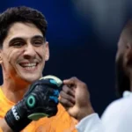 هل يترك ياسين بونو الهلال السعودي؟