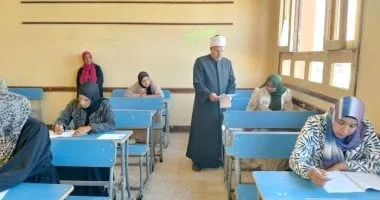 امتحانات الدور الثاني في الأزهر: طلاب يؤدون امتحاناتهم اليوم
