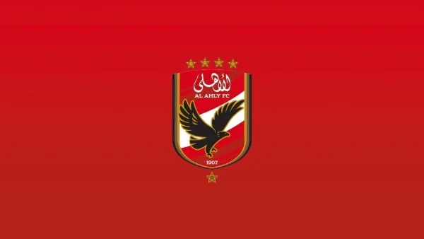 أزمة اللاعبين الأجانب في الأهلي ومستقبل أشرف داري
