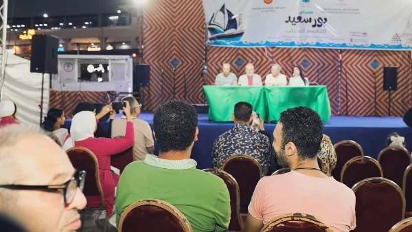 «حكايات على رصيف المينا» يستحضر ذاكرة بورسعيد