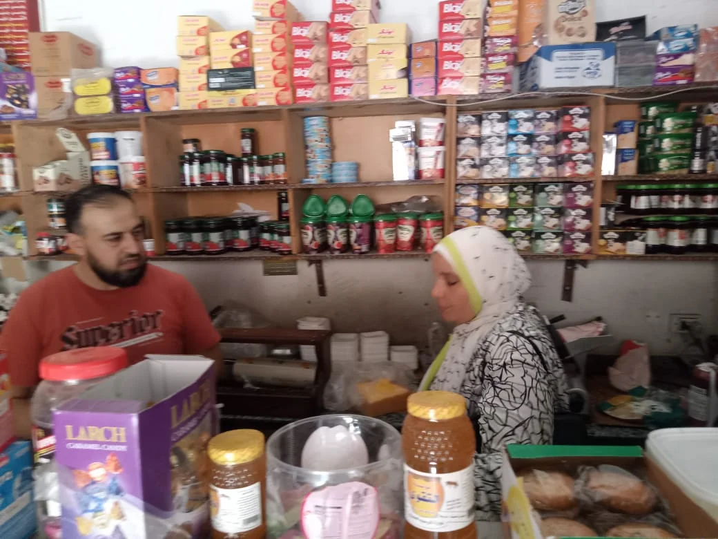 ضبط 4 أطنان من السلع و311 عدسة لاصقة في الغربية