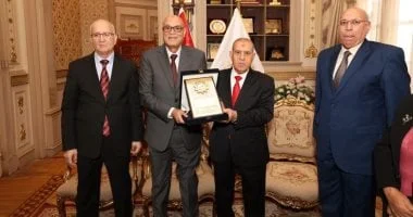 تهنئة رئيس هيئة قضايا الدولة لرئيس محكمة النقض