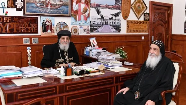 البابا تواضروس يستقبل الأنبا دانيال والأنبا بقطر